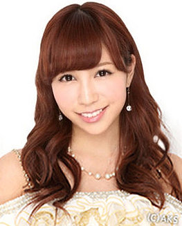 河西智美(かさい・ともみ)―元AKS社長窪田康志とお泊り報道で実質解雇