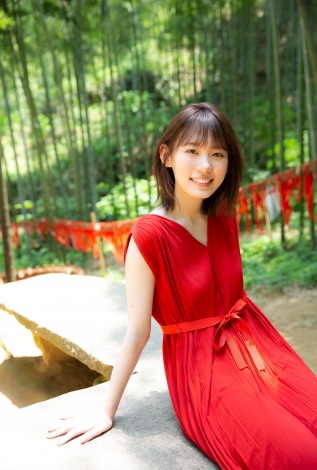 欅坂46・小池美波の写真集発売に「なぜブスなのに」との声多数